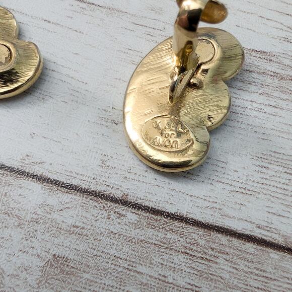Vintage KJL for Avon Clip On Earrings Kenneth Jay Lane Butterfly Wings - Picture 5 of 7